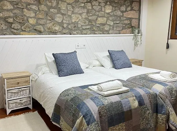 Liebana 3* סן ויסנטה דה לה ברקרה